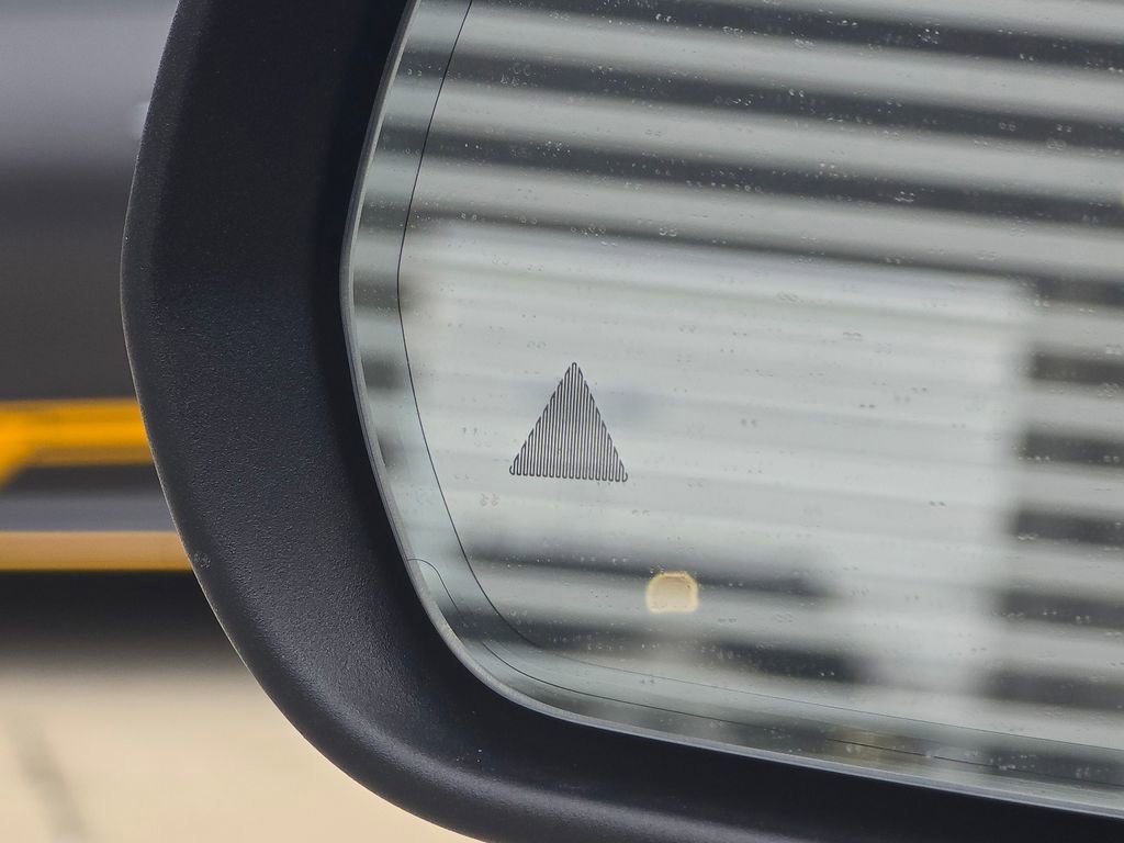 Certified 2018 Mercedes-Benz GLC 300 4MATIC image 9