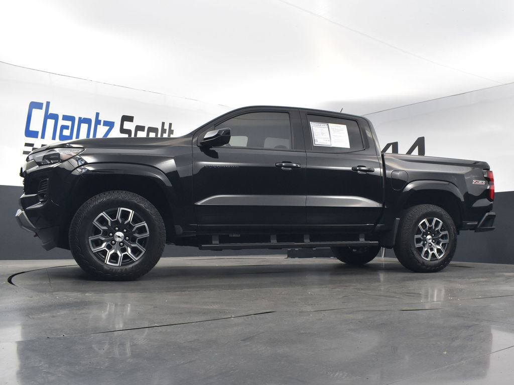 Used 2023 Chevrolet Colorado Z71 w/ Z71 Convenience Package 2 AWD/4WD image 18