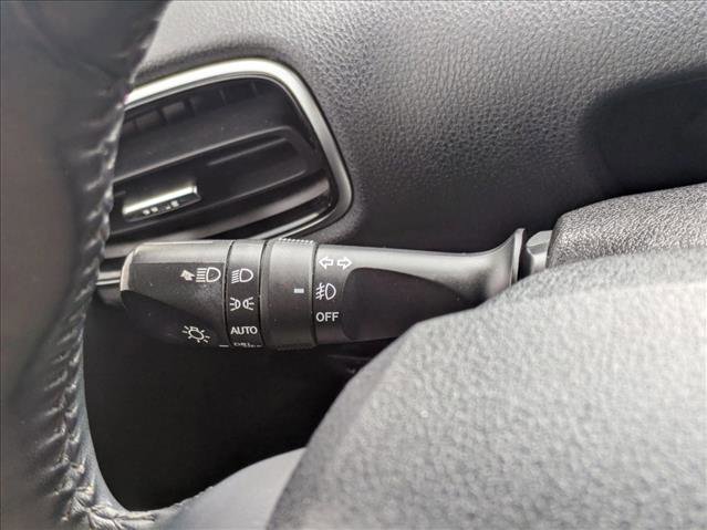 Used 2019 Toyota Prius Prime Advanced image 15