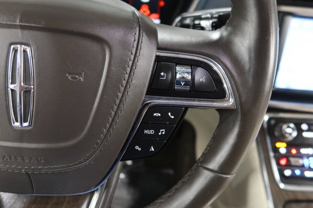 Used 2020 Lincoln Continental Reserve FWD image 34