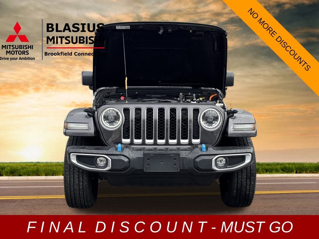 Used 2023 Jeep Wrangler Unlimited Sahara w/ Cold Weather Group image 32