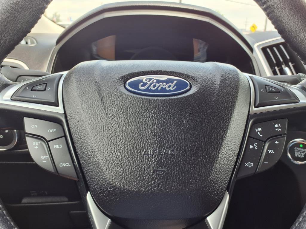Used 2023 Ford Edge SEL w/ Convenience Package image 16