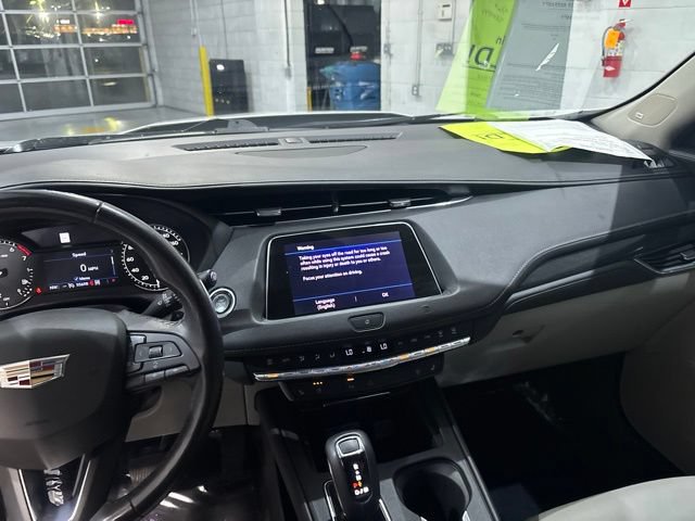 Used 2019 Cadillac XT4 Premium Luxury AWD/4WD image 23