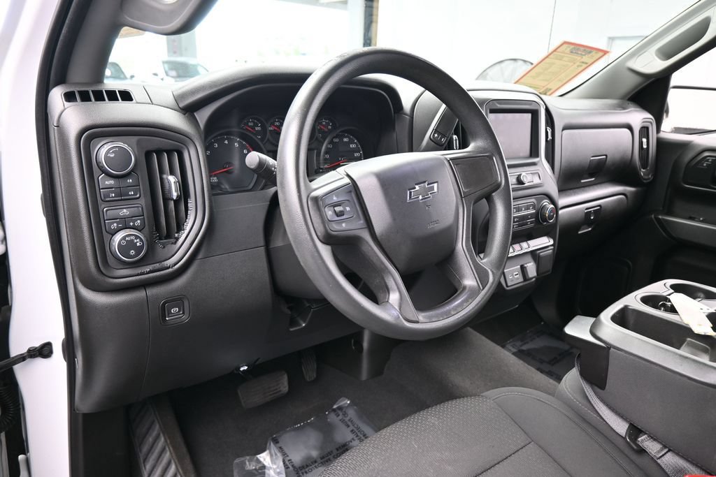 Used 2021 Chevrolet Silverado 1500 Custom Trail Boss AWD/4WD image 11