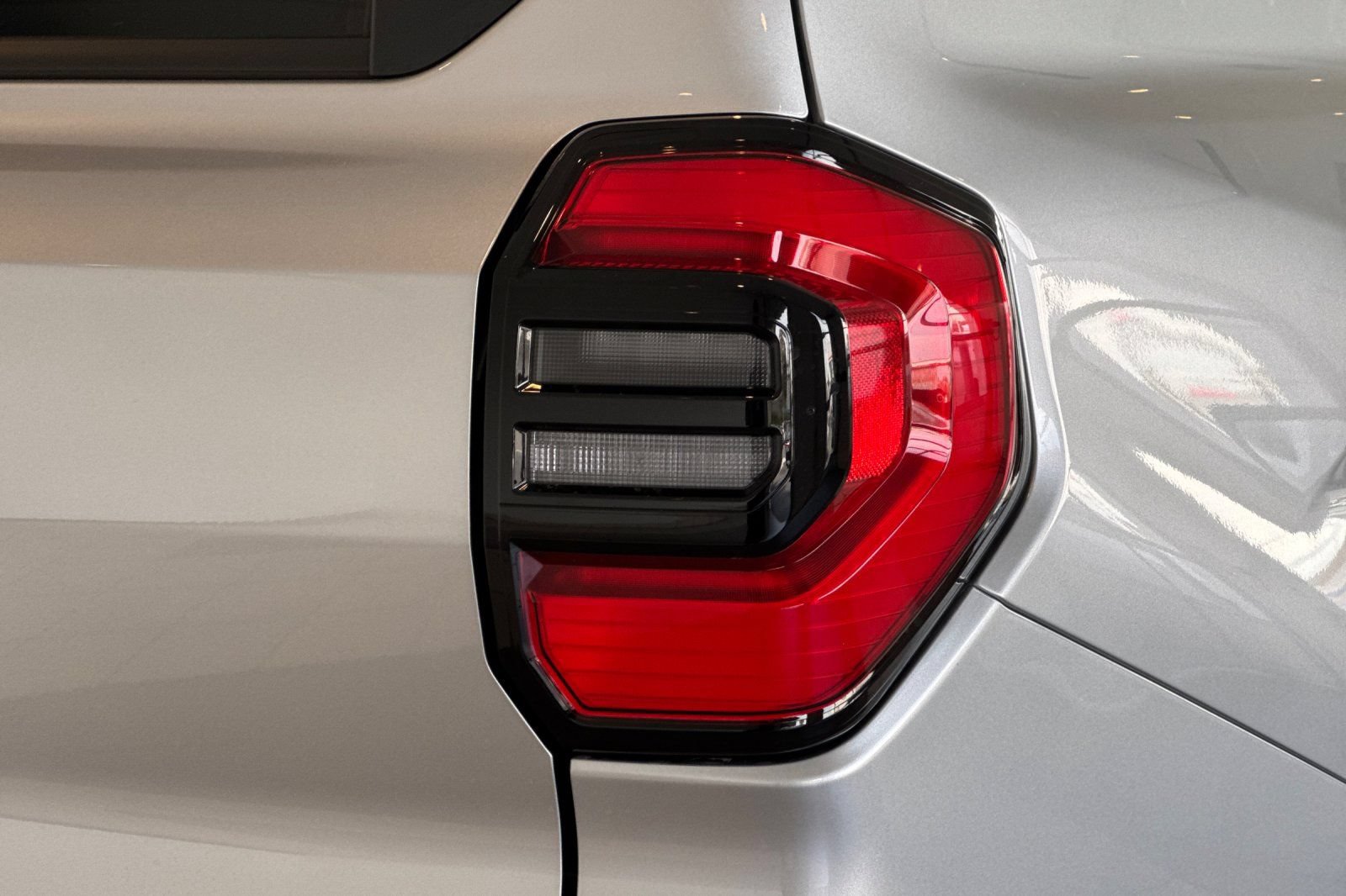 New 2026 Toyota 4Runner SR5 AWD/4WD image 33
