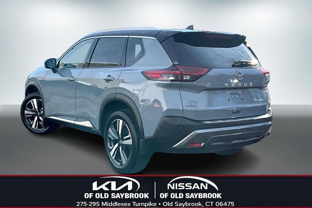 Used 2023 Nissan Rogue SL image 4