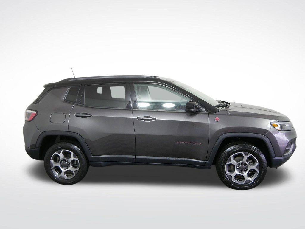 Used 2022 Jeep Compass Trailhawk w/ Trailhawk Convenience Group image 2