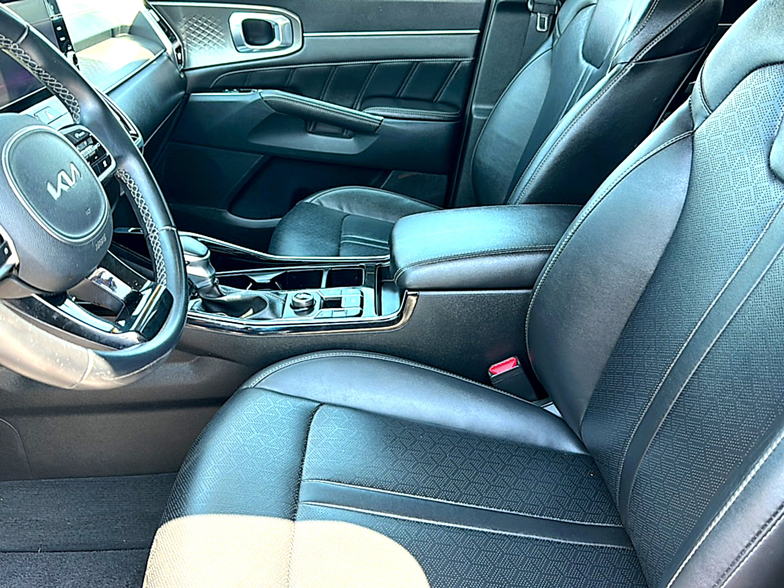 Used 2022 Kia Sorento SX FWD image 13