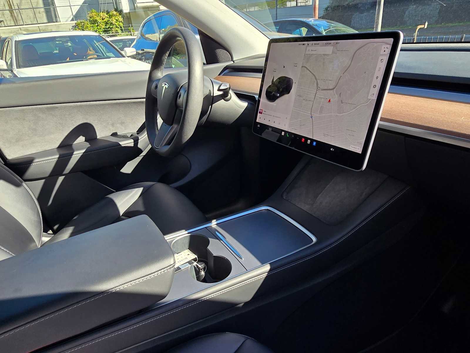 Used 2021 Tesla Model Y Long Range AWD/4WD image 11