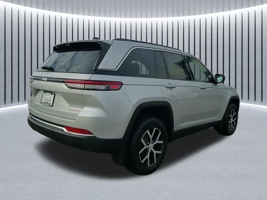 New 2025 Jeep Grand Cherokee Limited w/ Luxury Tech Group II image 9