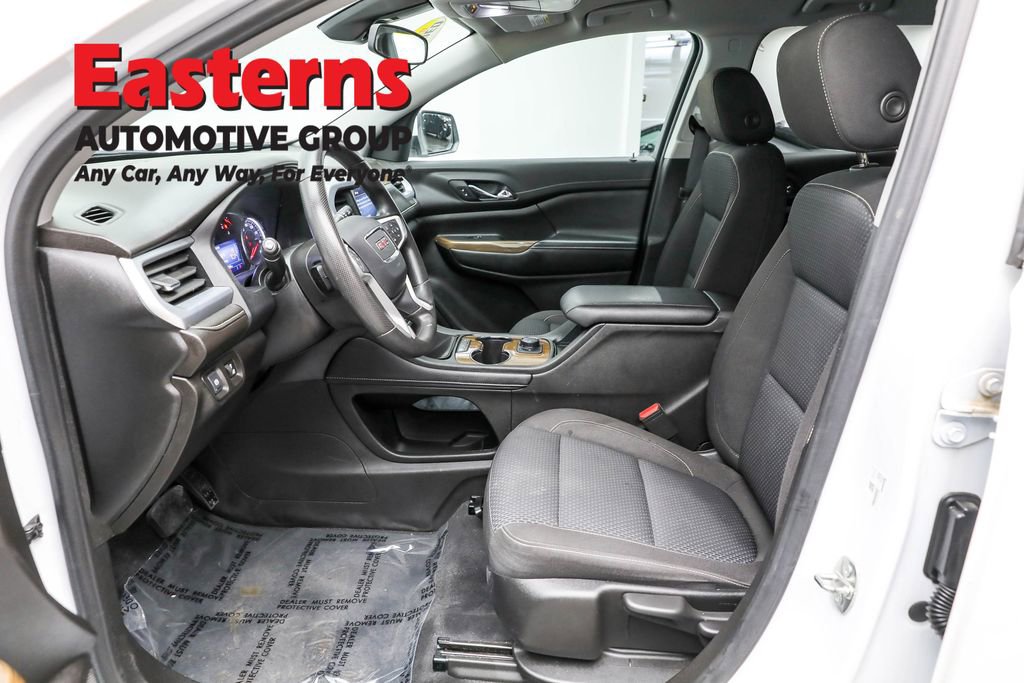 Used 2022 GMC Acadia SLE image 14