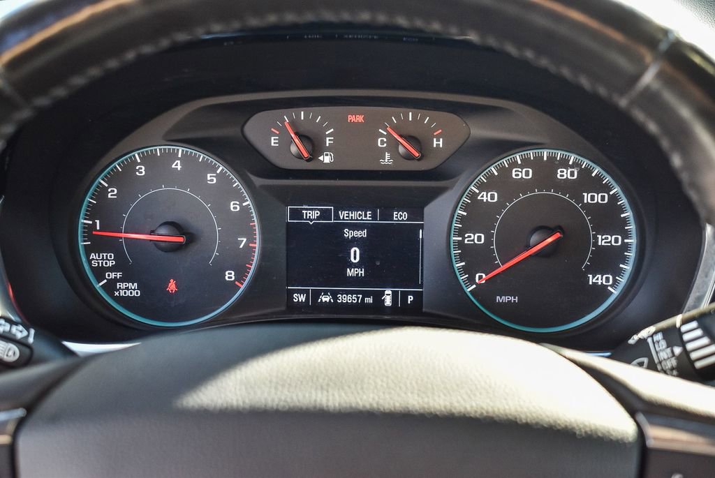 Used 2022 Chevrolet Traverse LT image 22