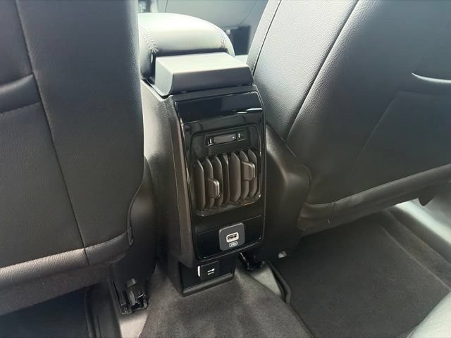 Used 2024 Jeep Compass Limited AWD/4WD image 26