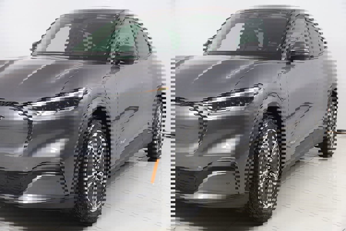 Used 2021 Ford Mustang Mach-E Select w/ Comfort/Appearance Package image 58