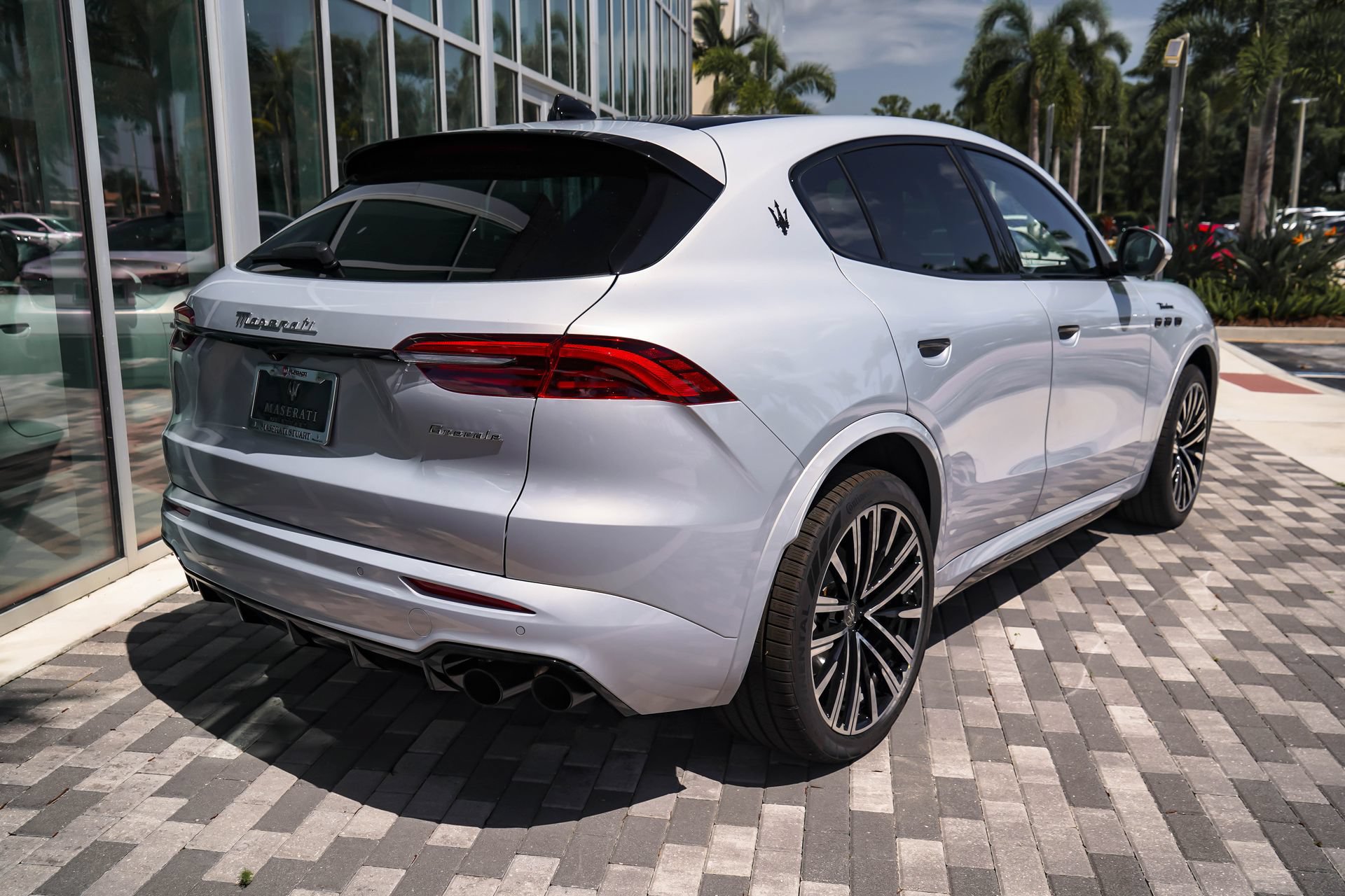 Used 2025 Maserati Grecale Modena AWD/4WD image 5