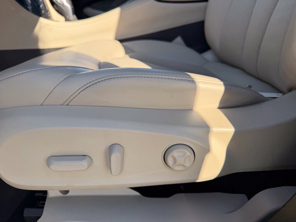 Used 2020 Buick Envision Preferred FWD image 24