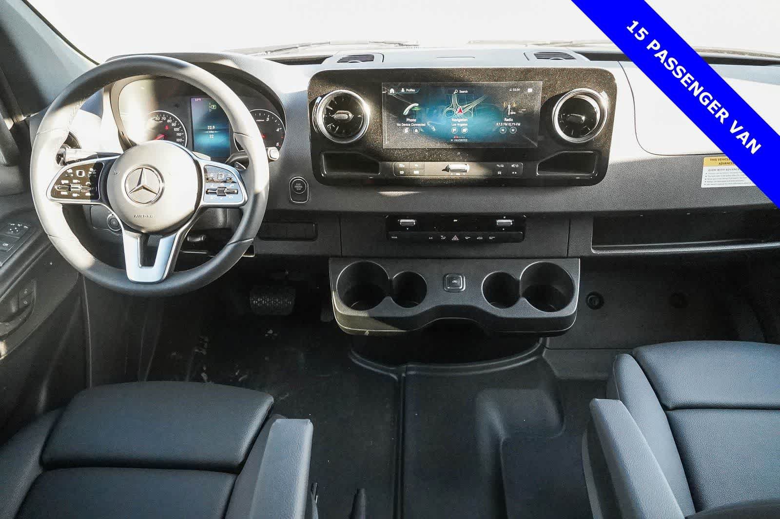 Used 2024 Mercedes-Benz Sprinter 2500 image 5