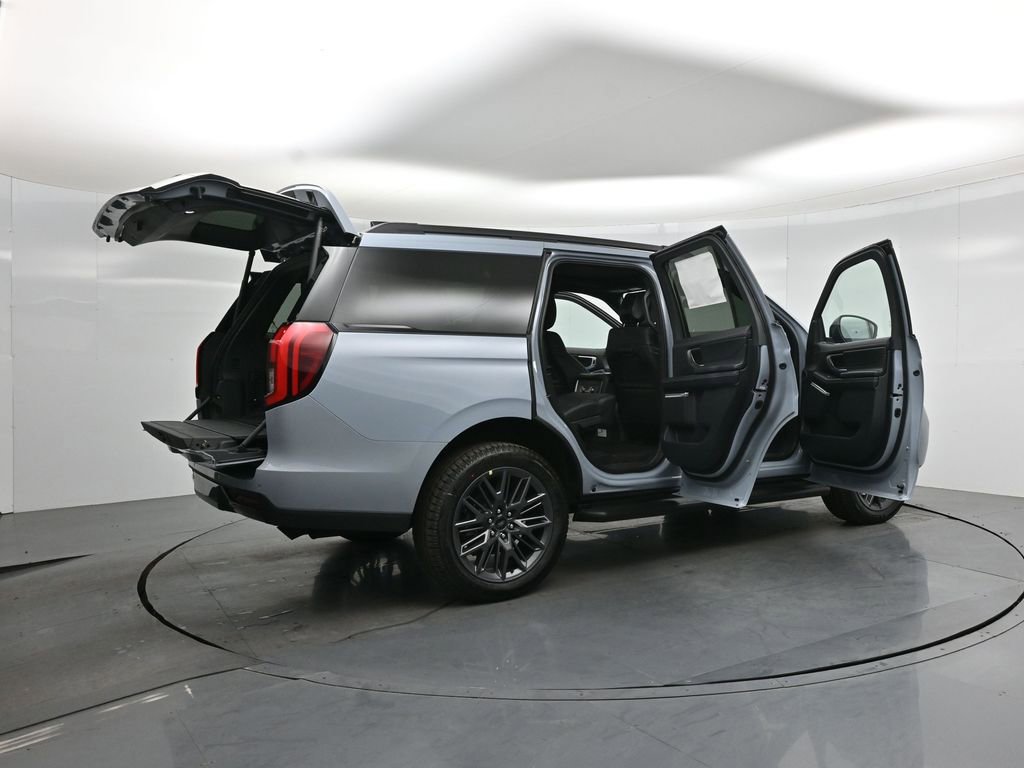 New 2026 Ford Expedition Platinum AWD/4WD image 5