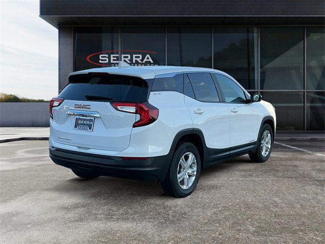 Used 2023 GMC Terrain SLE image 5