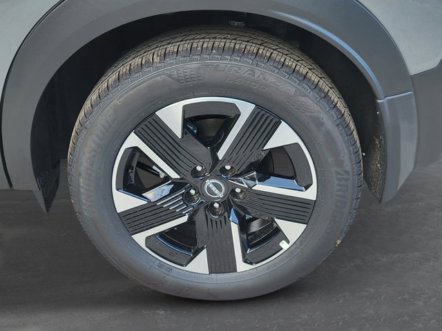 New 2025 Nissan Kicks SV image 12