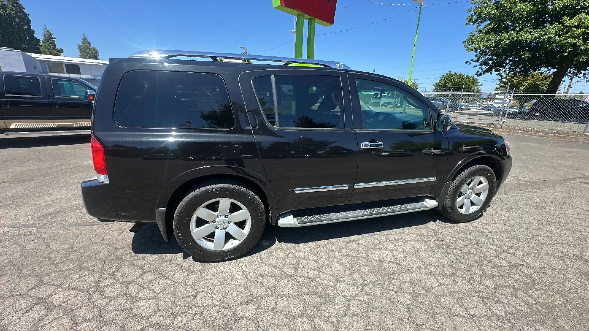 Used 2011 Nissan Armada SL w/ DVD FES Pkg image 3