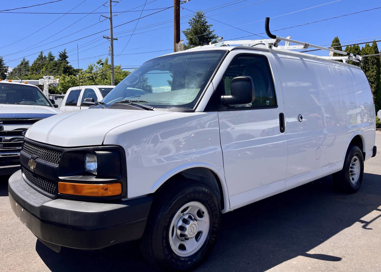 Used 2013 Chevrolet Express 2500 RWD image 7