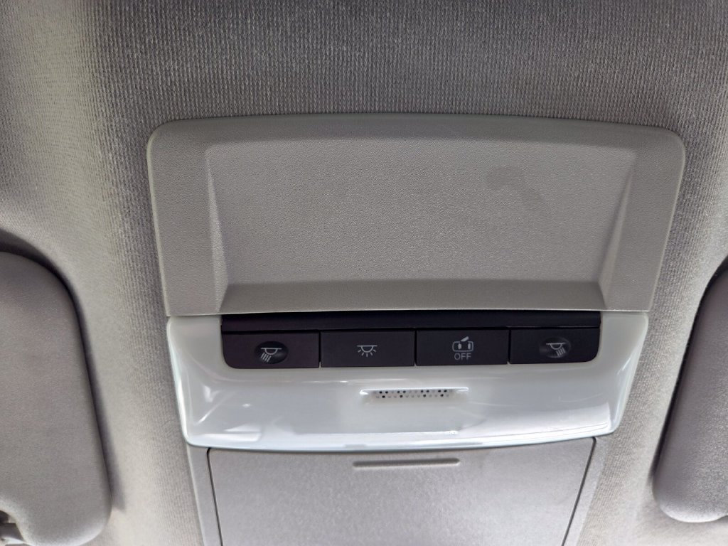 Used 2024 Nissan Sentra SV FWD image 19