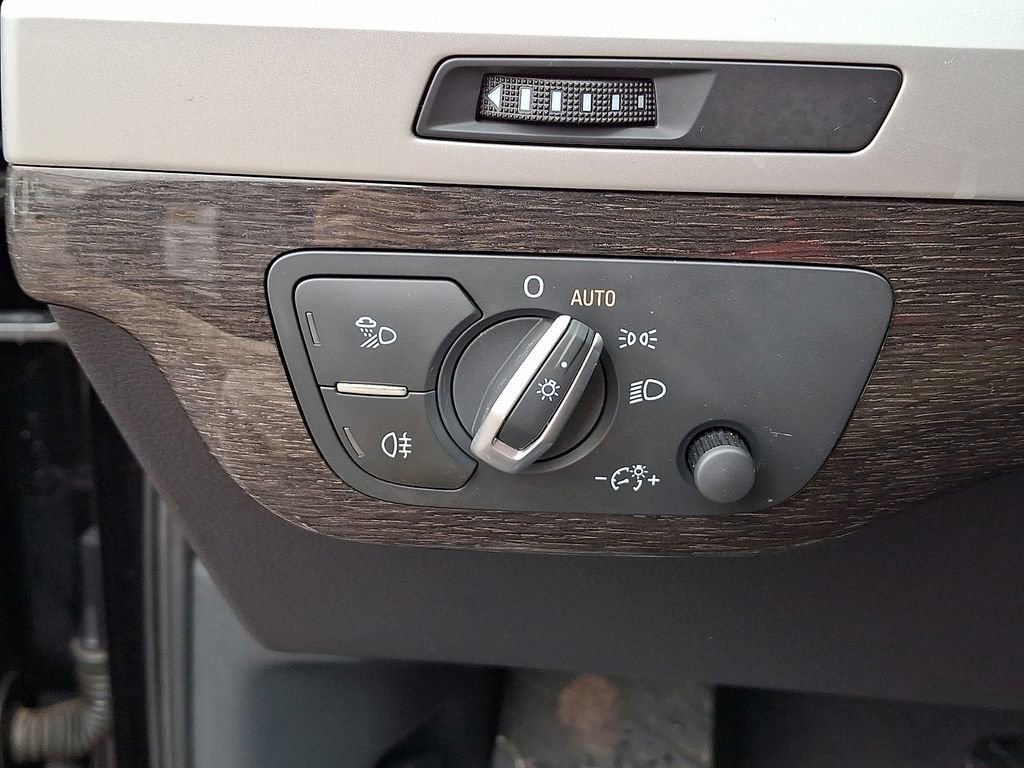 Used 2019 Audi Q7 2.0T Premium w/ Convenience Package image 25