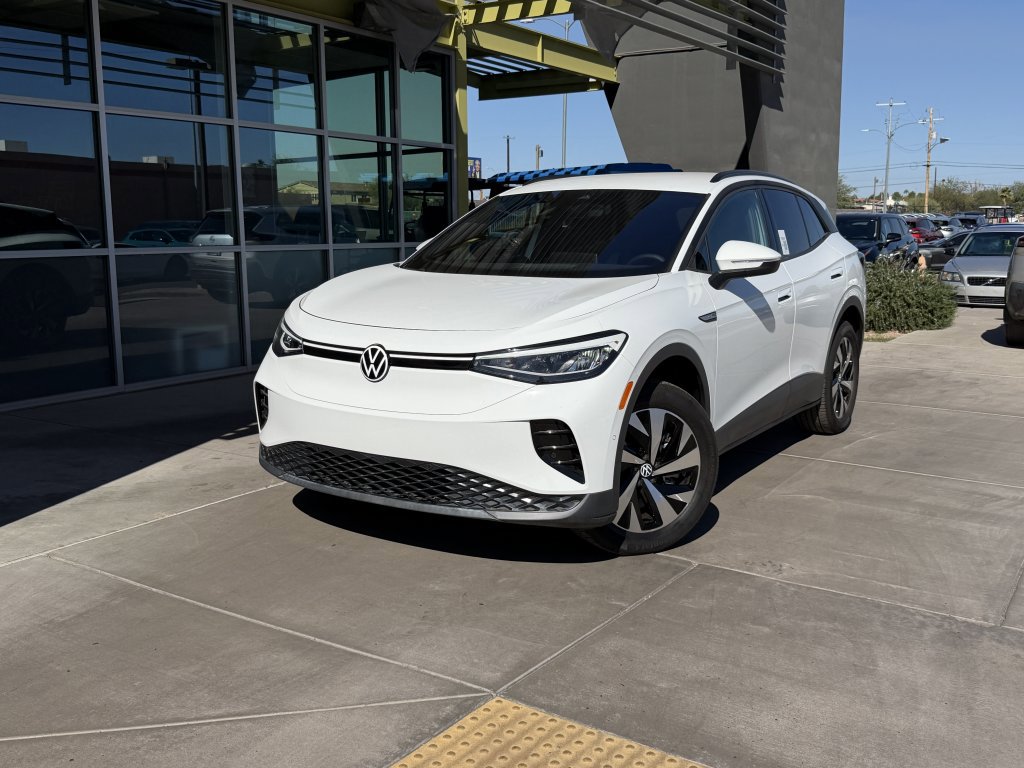 Used 2023 Volkswagen ID.4 Pro image 2