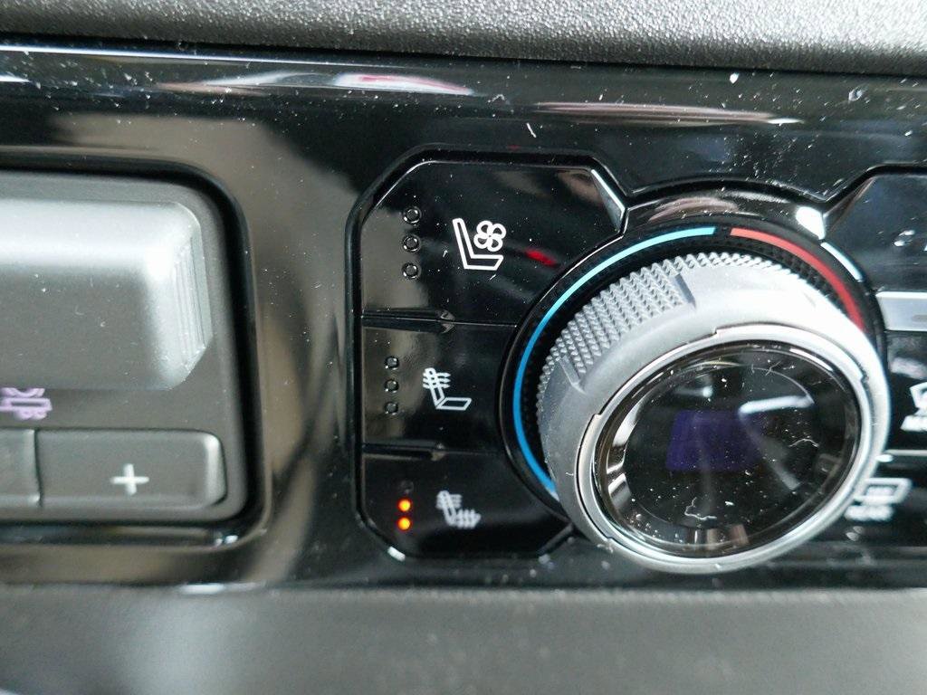 New 2026 Chevrolet Silverado 1500 LTZ w/ LTZ Premium Package image 21