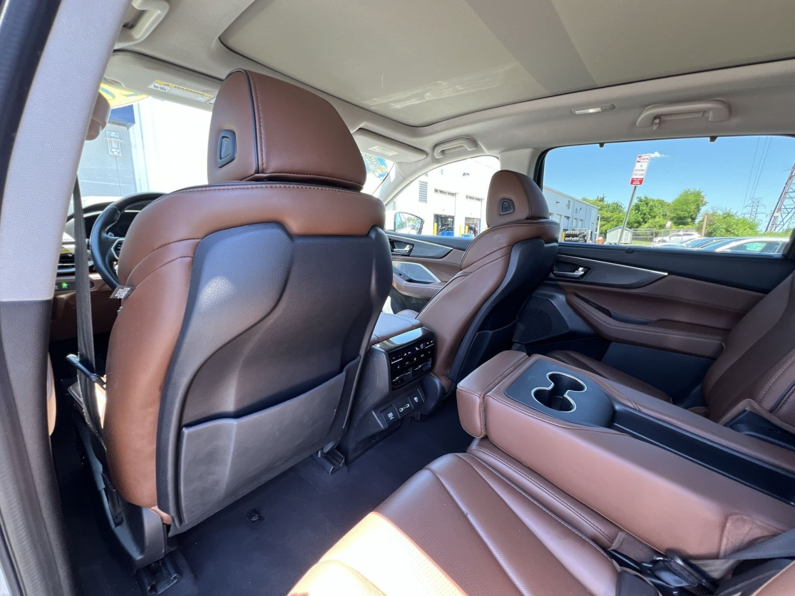 Certified 2023 Acura MDX SH-AWD w/ Advance Package image 27