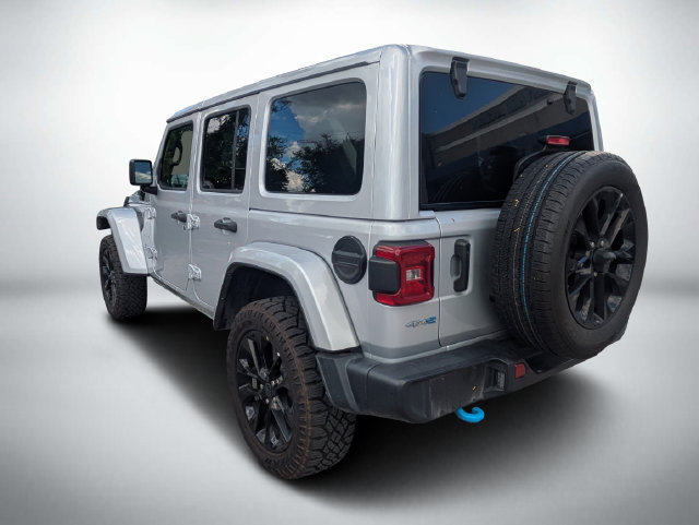 Used 2024 Jeep Wrangler Unlimited Sahara AWD/4WD image 6