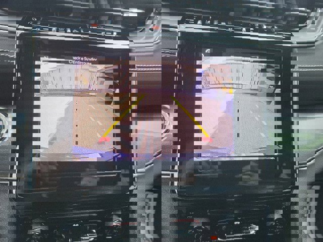 Used 2023 Jeep Grand Cherokee Laredo image 12