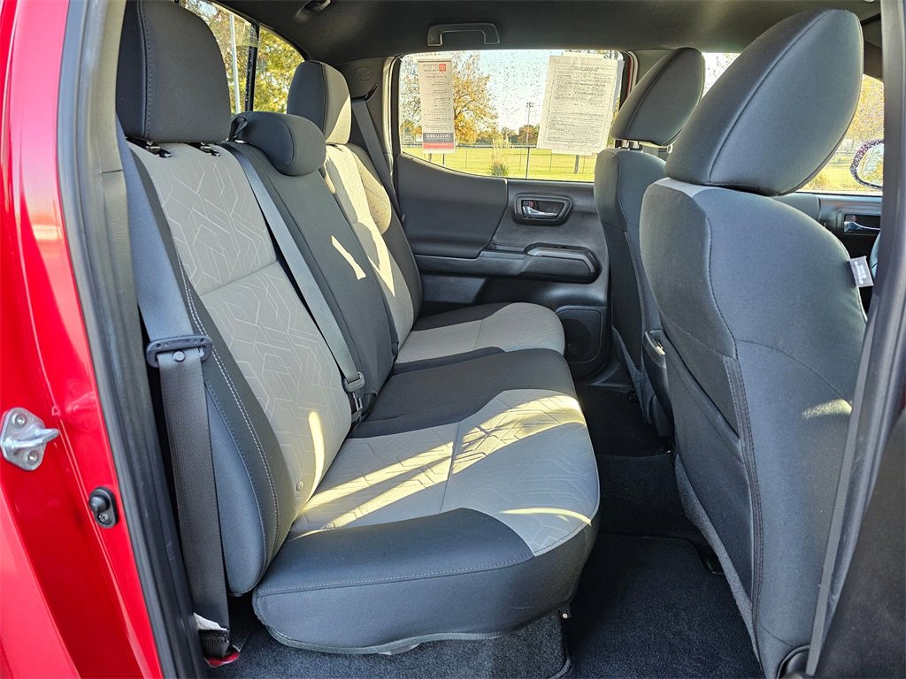 Used 2023 Toyota Tacoma TRD Sport image 12