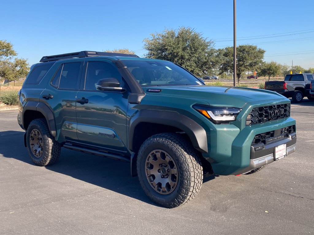 New 2026 Toyota 4Runner Trailhunter AWD/4WD image 2