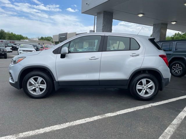 Used 2017 Chevrolet Trax LS w/ LPO, Protection Package AWD/4WD image 8
