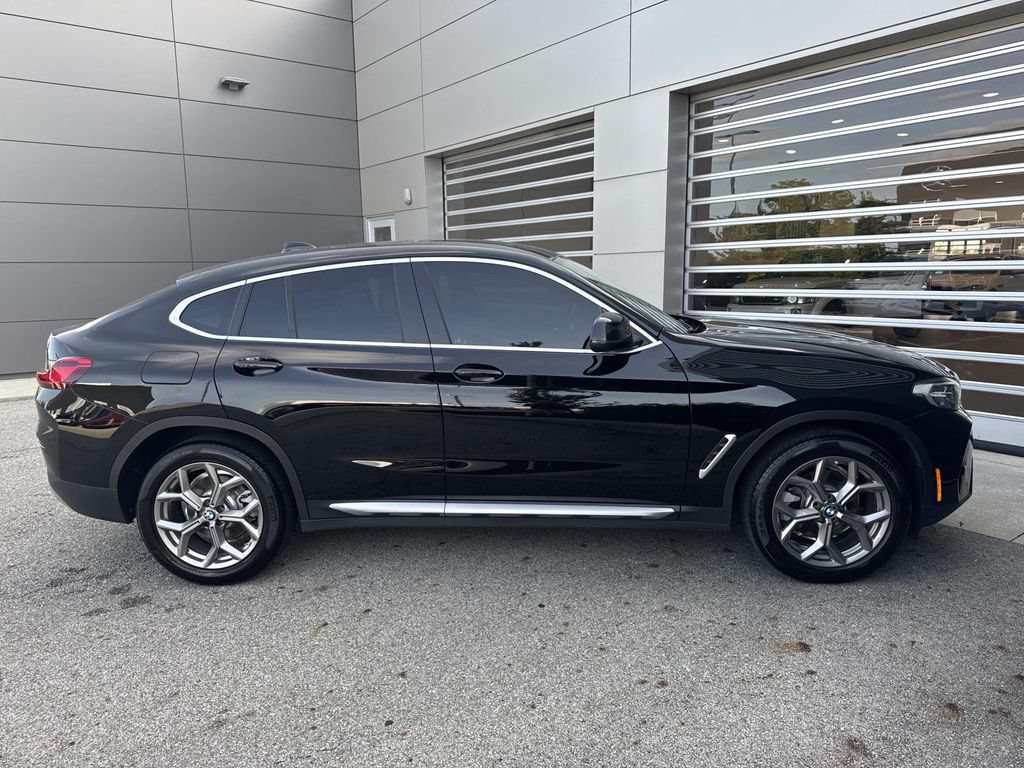 Used 2022 BMW X4 xDrive30i w/ Convenience Package AWD/4WD image 8