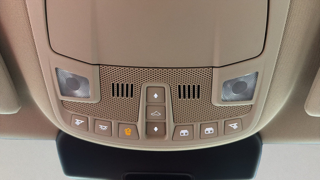 Used 2019 Lincoln Nautilus Reserve FWD image 25