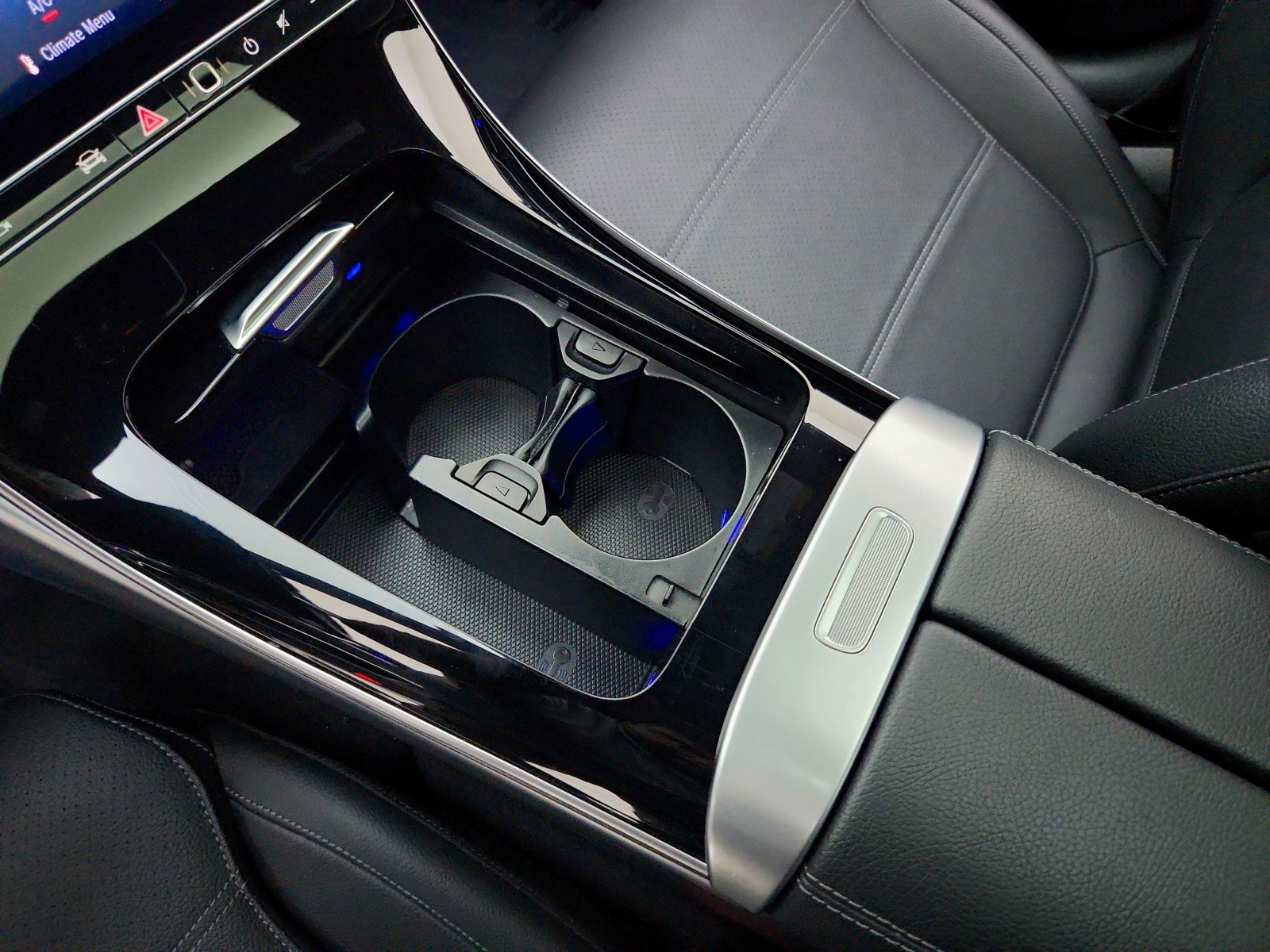 Certified 2025 Mercedes-Benz C 300 Sedan w/ Advanced USB Package image 18