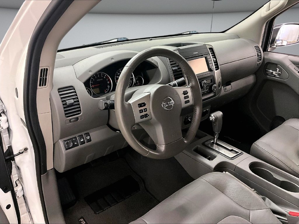 Used 2019 Nissan Frontier SL AWD/4WD image 18
