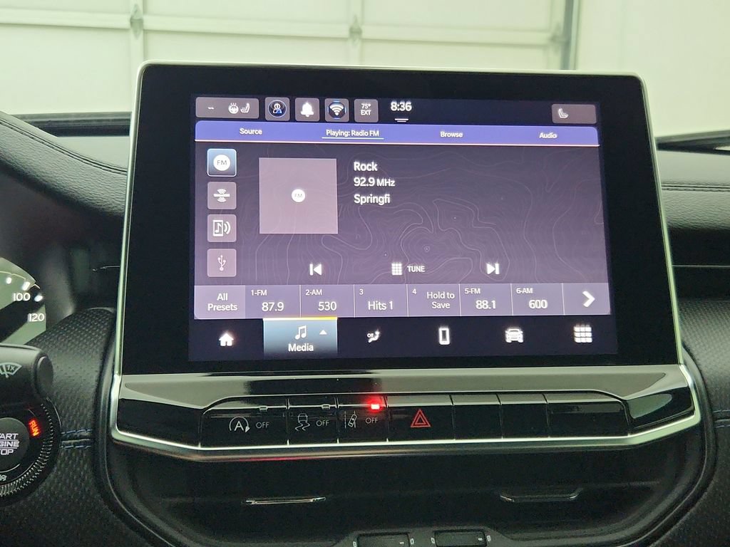 New 2026 Jeep Compass Latitude AWD/4WD image 23
