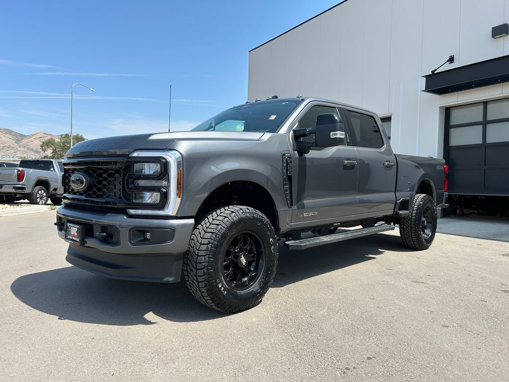 Used 2026 Ford F350 Lariat w/ Black Appearance Package