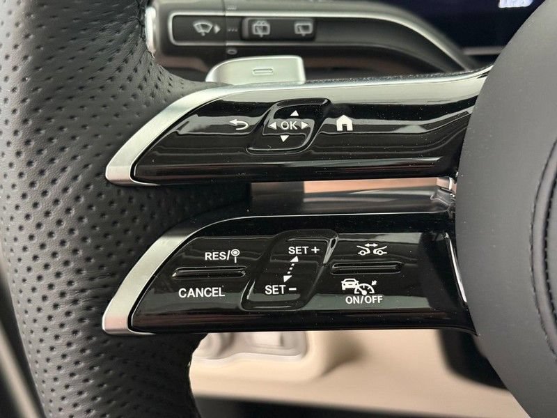 New 2026 Mercedes-Benz GLS 450 4MATIC image 11