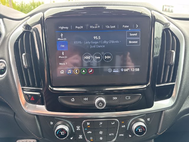 Used 2021 Chevrolet Traverse Premier AWD/4WD image 19