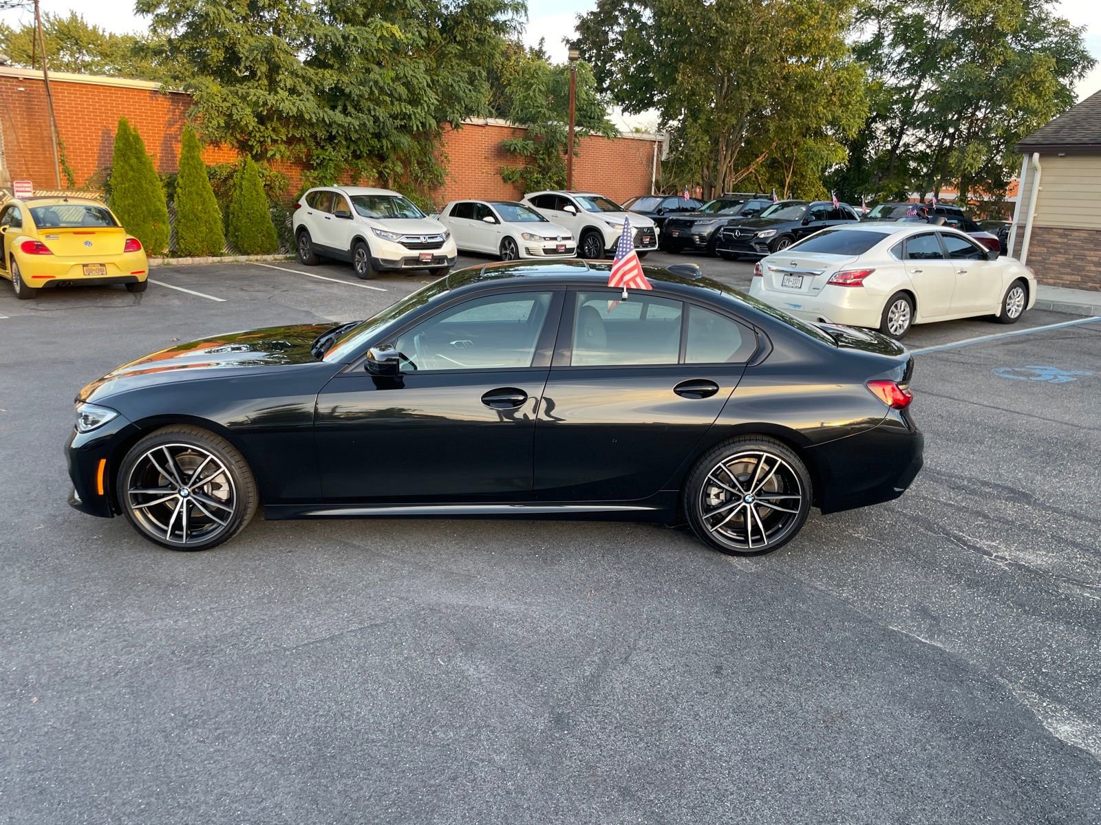 Used 2020 BMW 330i xDrive Sedan w/ M Sport Package image 34