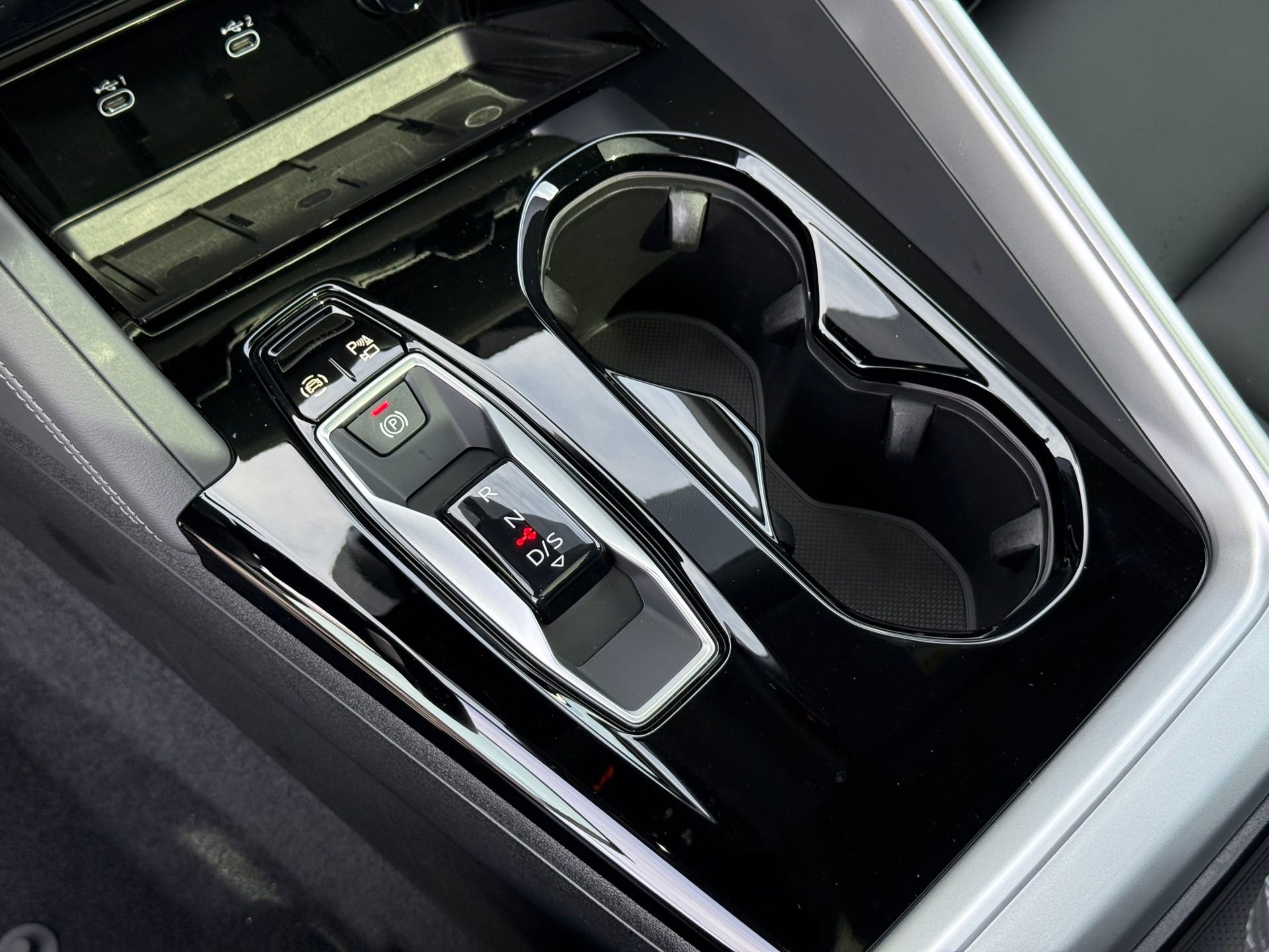 Certified 2025 Audi Q5 Premium w/ Convenience Package image 20