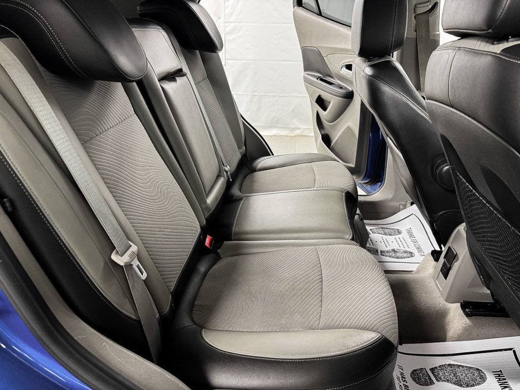Used 2014 Buick Encore Convenience FWD image 11