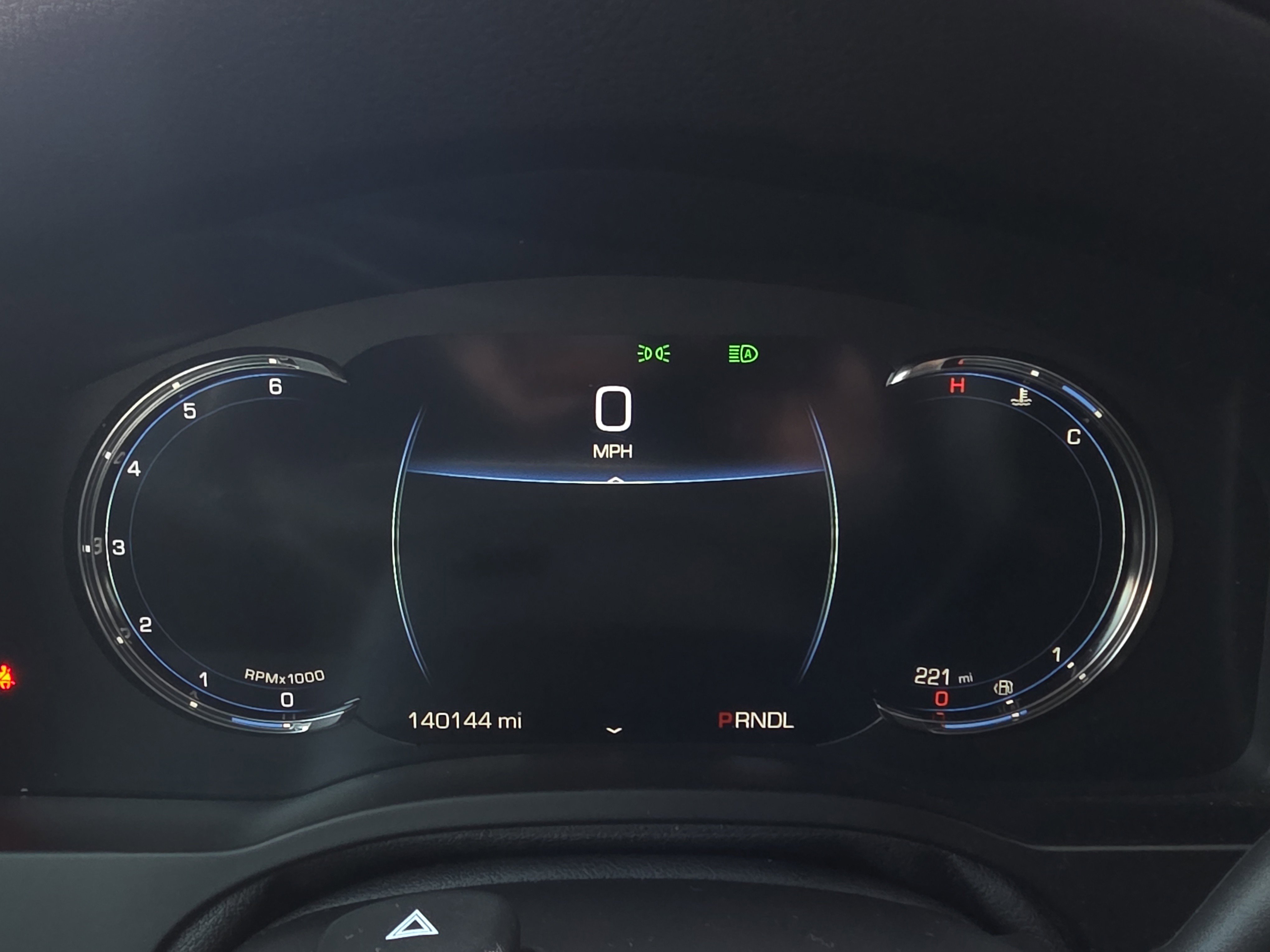 Used 2018 Cadillac Escalade Luxury image 21