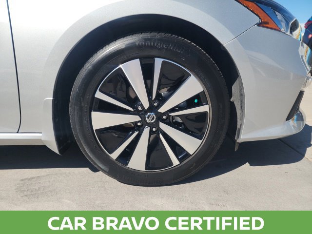 Used 2022 Nissan Altima 2.5 SV w/ SV Premium Package FWD image 14