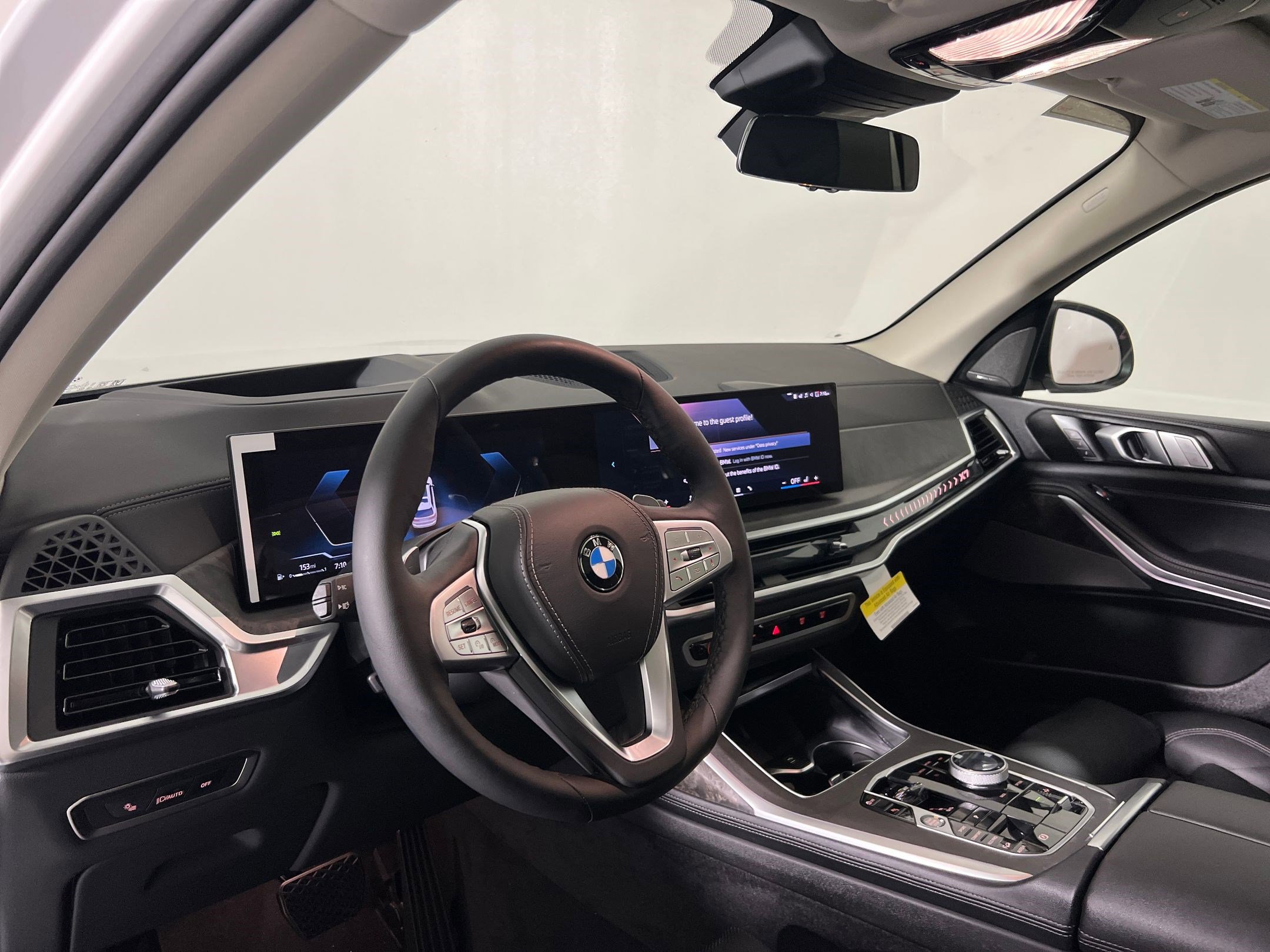 Used 2026 BMW X7 xDrive40i image 4